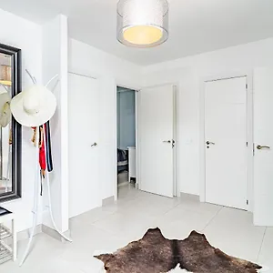 Cp - Modern Beachside In , Estepona Spain